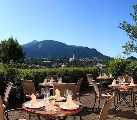 Отель Berghof 4*